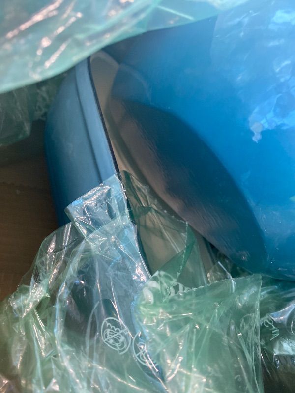 Photo 1 of **MAJOR DAMAGED/check clerk comments**
FRRLY Enameled Cast Iron Dutch Oven for Sourdough Bread Baking,9 x 5-4/5 Inch Oval Cast Iron Bread Pan with Lid,Dutch Oven for Homemade Sourdough Baking,2.8QT Meatloaf Pan,Oven Safe