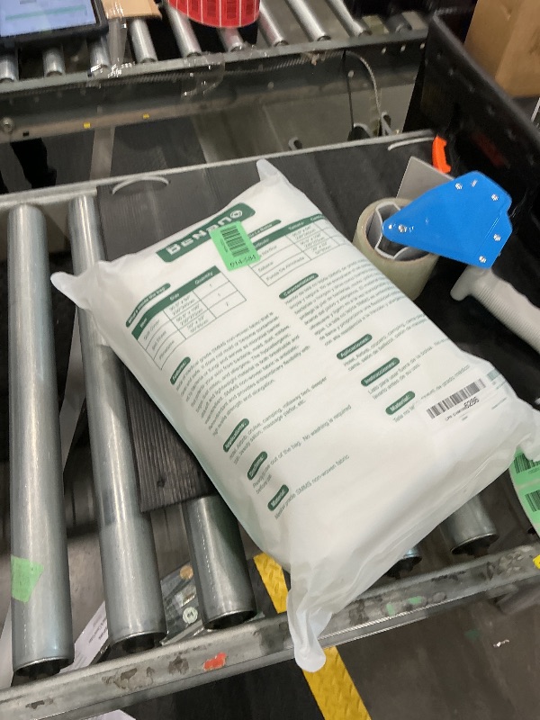 Photo 1 of (2 Pack) 4 PCS Disposable Bedding Set for Travel, Disposable Flat Sheet, Quilt Cover and Pillowcase, Universal Size Fits Twins, Full, Queen, King. for Hotel, Cruise, Travel, Spa