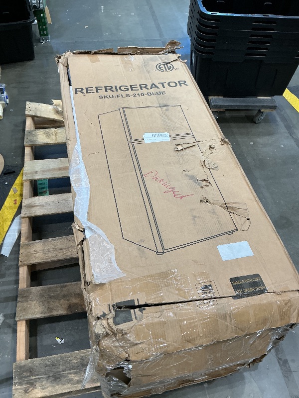 Photo 1 of *UNTESTED*
Borcolo 7.5 Cu. Ft. Compact Fridge with Freezer, Double-Door Refrigerator with Adjustable 7-Level Thermostat, Dorm Fridge for Kichen, RV, Office, Apartment, College, Blue