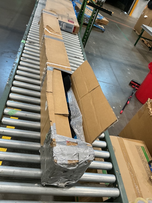 Photo 1 of *MISSING PARTS - See Clerk Notes*
KUIPERAUTO 6 inches Running Boards Compatible for 2019-2024 Chevy Silverado/GMC Sierra 1500 2500HD 3500HD Crew Cab Side Steps Nerf Bar