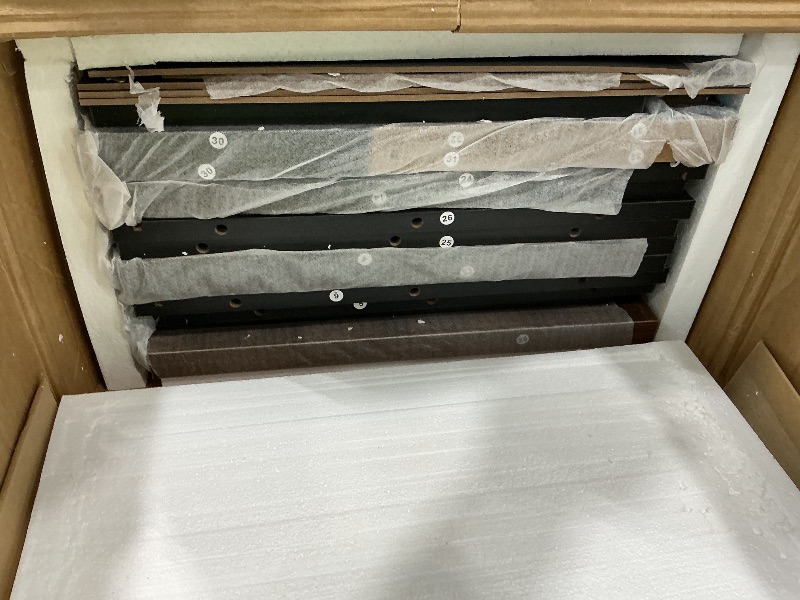 Photo 1 of **Partial set**
Tribesigns L-shaped executive desk comes in a large package weighing approximately 92.4 pound
HOGA-HL0218-B