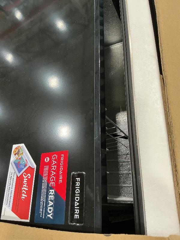 Photo 1 of *USED*
FRIGIDAIRE Chest Deep Freezer, 7 Cu. Ft, Black Adjustable Thermostat-Removable Vinyl Coated Wire Basket-Easy Defrost Drain, Eye-Catching Stainless Steel Top Door- Garage Ready