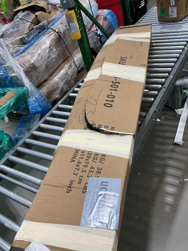 Photo 1 of *UNTESTED*
NEWBULIG 10FT Patio Umbrella with Base Included, Offset Cantilever Outdoor Patio Table Umbrella, UV Protection, Fade Resistant Fabric, Easy Tilt Adjustment for Pool, Deck, Garden, Backyard, Khaki