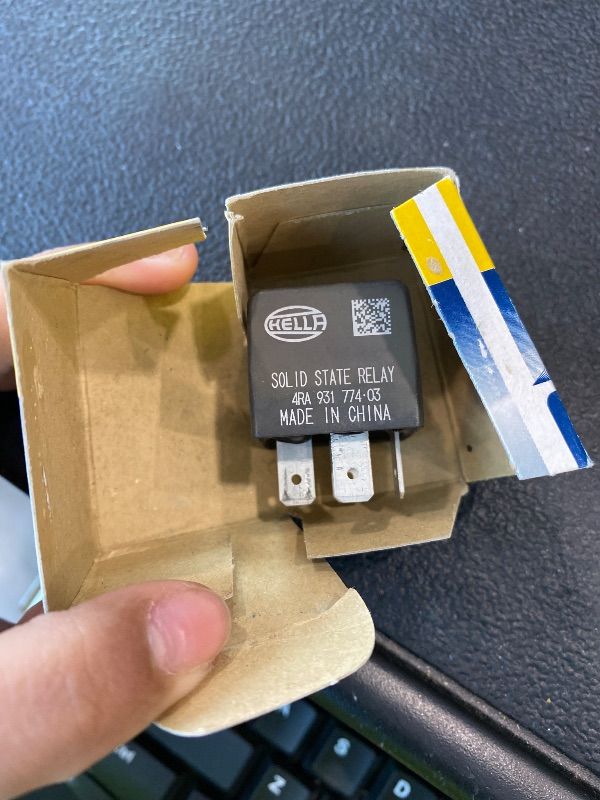 Photo 1 of *UNTESTED*
HELLA 931774031 Wiper Blade Multi Purpose Relay Relays