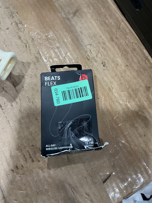Photo 1 of *UNTESTED*
Beats Flex Wireless Earbuds - Apple W1 Headphone Chip, Magnetic Earphones, Class 1 Bluetooth, 12 Hours of Listening Time, Built-in Microphone - Black