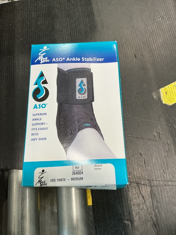 Photo 1 of *MINOR DAMAGE - USED*
Med Spec ASO Ankle Stabilizer (Medium, White) – Lace Up Ankle Brace for Sprained Ankle and Peroneal Tendonitis, Orthopedic Ankle Support for Men, Women, Adults, Teens and Kids, Sports Injury Recovery, 264004