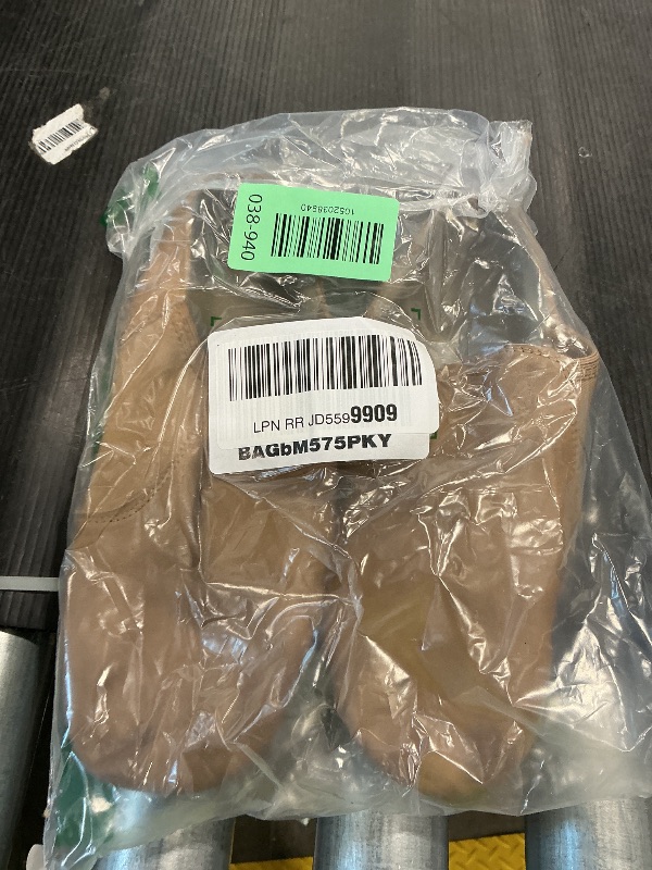 Photo 1 of *MINOR DAMAGE - USED*
Linodes Unisex 006 PU Leather Upper Slip-on Jazz Shoe for Women and Men's Dance Shoes-Brown 6M