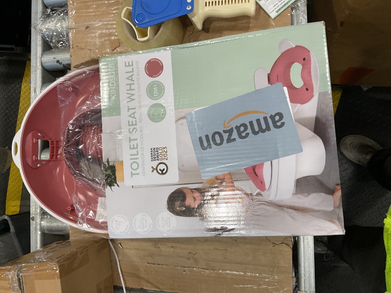 Photo 1 of *MISSING PARTS - See Clerk Notes*
Kindsgut Potty Training Seat in whale design, designed in Germany, suitable for all toilet shapes non-slip toilet seat, Dusty Pink