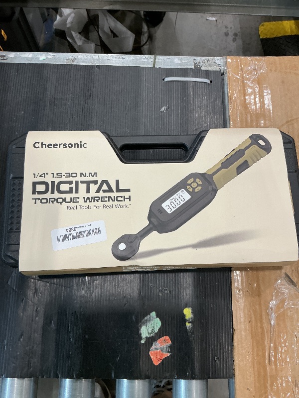 Photo 1 of 1/4” 1.5~30 n.m
digital torque wrench
