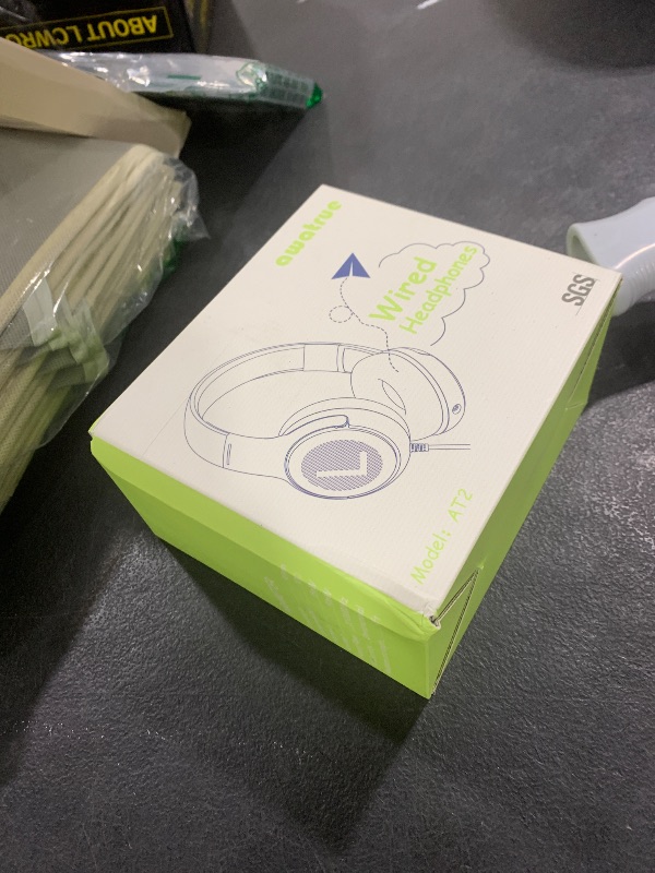 Photo 1 of awatrue Kids Headphones for School Toddler Wired with Microphone Plug in Bulk Boys Headset Girls 3+ Year Old Blue Green shareport Phones Teen Volume Control Airplane Two People Childrens Babies