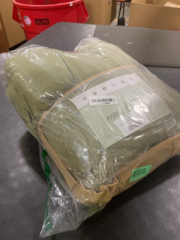 Photo 1 of ROSGONIA Queen Comforter Set Olive Green, 3pcs Bedding Sets Queen (1 Boho Olive Comforter & 2 Pillowcases), All Season Lightweight Blanket Quilt