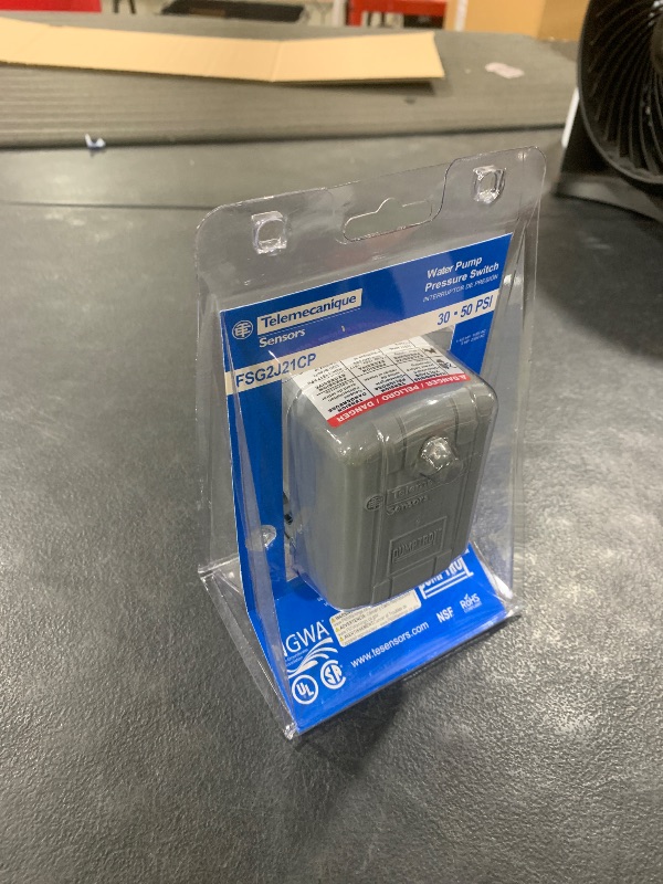 Photo 1 of Square D 9013 FSG2 30/50 Schneider Electric FSG2J21CP 30-50 PSI Pumptrol Water Pressure Switch