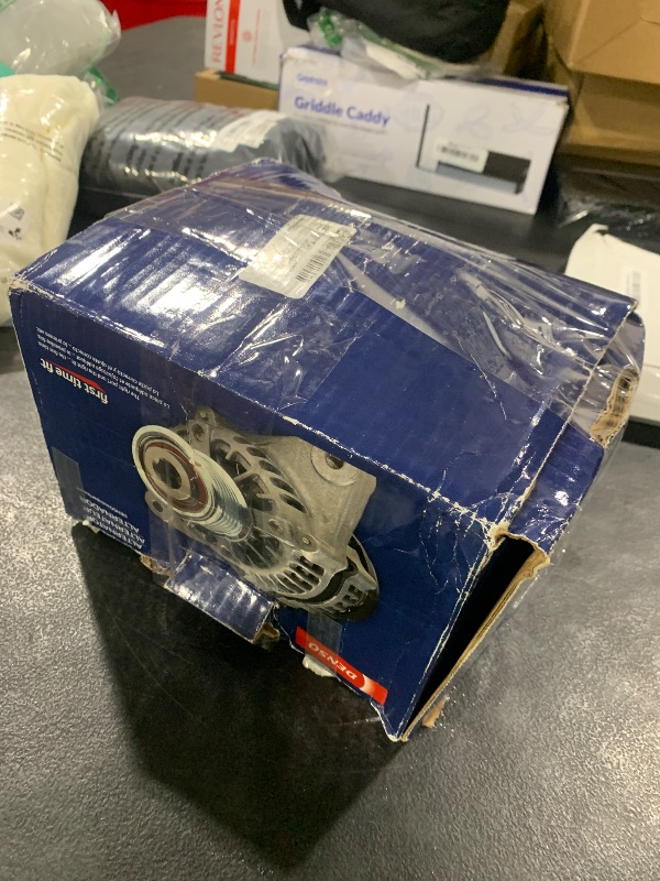 Photo 1 of Denso 210-0659 Alternator