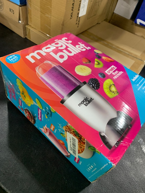 Photo 1 of Magic  Blender, Small, Silver, 11 Piece Set