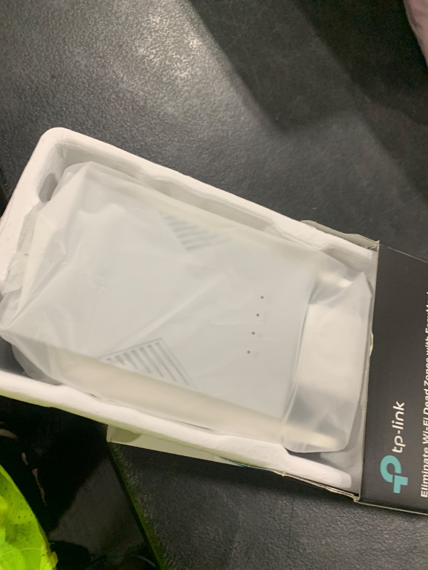 Photo 1 of TP-Link BE3200 Wi-Fi 7 Range Extender RE223BE w/Ethernet Port | 3.2 Gbps Dual-Band Wireless Repeater | Internet Signal Booster for Home | Up to 2400 sq.ft, 64 Devices | MLO, EasyMesh | No 6 GHz Band