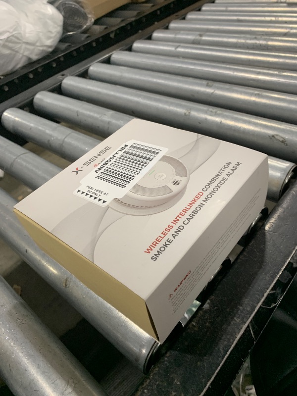 Photo 1 of X-Sense Wireless Interconnected Combination Smoke and Carbon Monoxide Detector with LCD Display & 10-Year Battery, Over 820 ft Transmission Range, 1-Pack