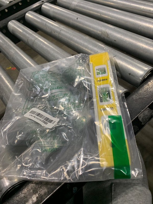 Photo 1 of DOWELL 9 Inch Magnetic Box Level Torpedo Level,3 Different Bubbles/45°/90°/180°Measuring Shock Resistant Torpedo Level