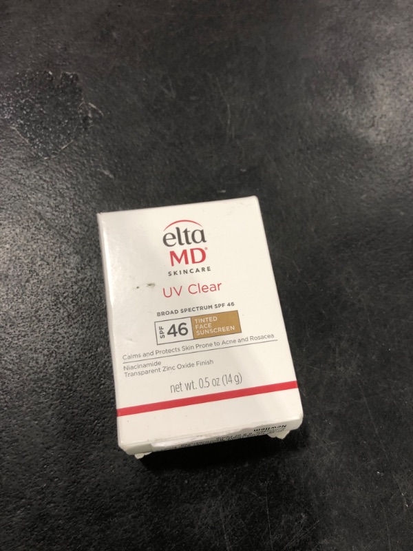 Photo 1 of EltaMD UV Clear Tinted Face Sunscreen, SPF 46 Oil- Free Tinted Moisturizer with Zinc Oxide, Dermatologist Recommended Sunscreen, 0.5 oz Pump