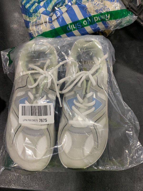 Photo 1 of AOV Wide Toe Box Shoes Women Arch Support Walking Shoes for Plantar Fasciitis Orthotic Tennis Sneakers GrayWhite Size 8