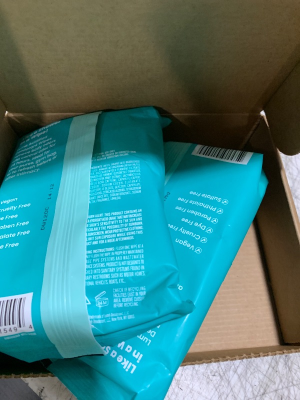 Photo 1 of Lume Acidified Deo Wipes Pouch - Cucumber - 45ct PACK 2