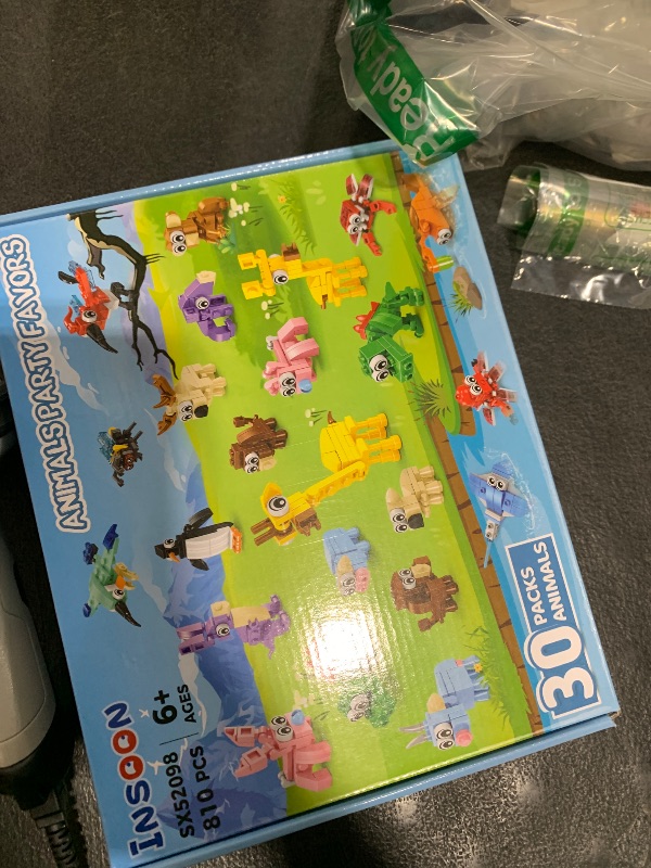 Photo 1 of INSOON 30 Packs Animal Party Favors for Kids, 810 PCS Mini Animal Building Block Toy Set for Goodie Bag Fillers Classroom Prizes Easter Birthday Children's Day for Boys Girls Student Ages 6+