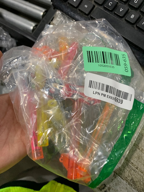 Photo 1 of uoyoi Race Car Party Favors,24Pcs Race Car Bubble Wands for Kids,Cool Bubble Wand for Birthday Party Supplies,Classroom Prizes Pinata Goodie Bag Stuffers Gifts