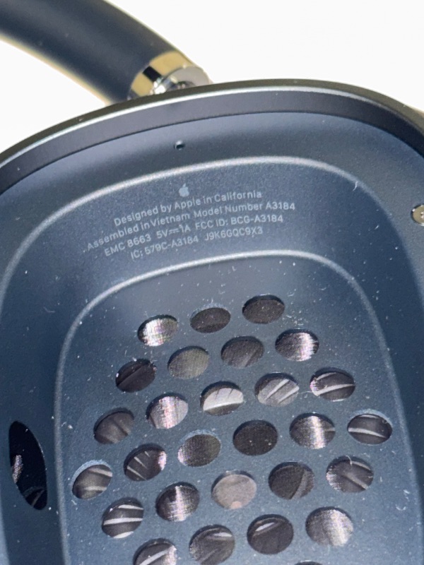 Photo 1 of Apple AirPods Max Wireless Over-Ear Headphones, Pro-Level Active Noise Cancellation, Transparency Mode, Personalized Spatial Audio, USB-C Charging, Bluetooth Headphones for iPhone - Midnight