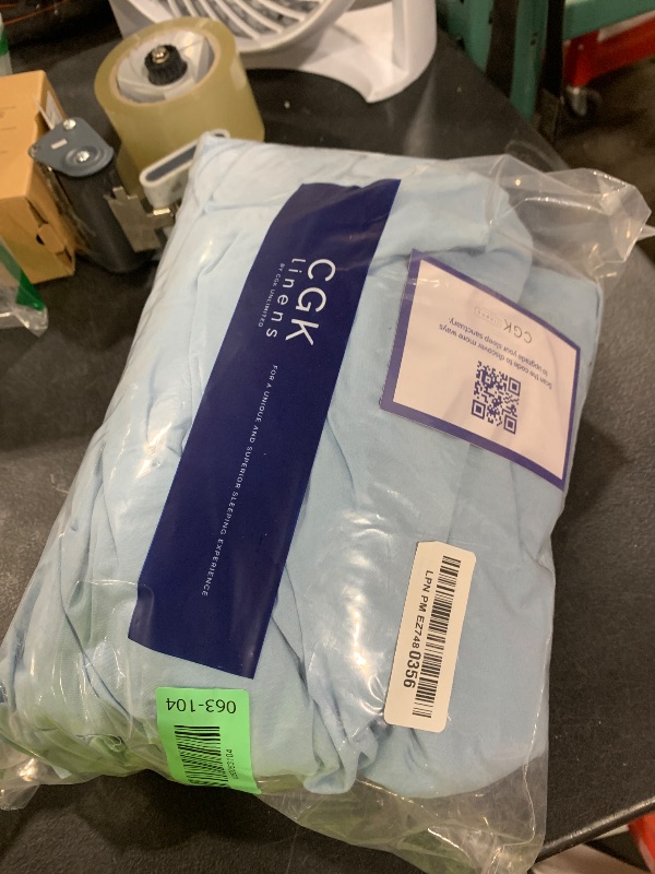 Photo 1 of Extra Deep Twin XL Sheet Set - 4 Piece Breathable & Cooling Sheets - Hotel Luxury Bed Sheets Set - Easy & Secure Fit - Soft, Wrinkle Free & Comfy Sheets Set - Lavender Sheet Set w/Extra Deep Pockets