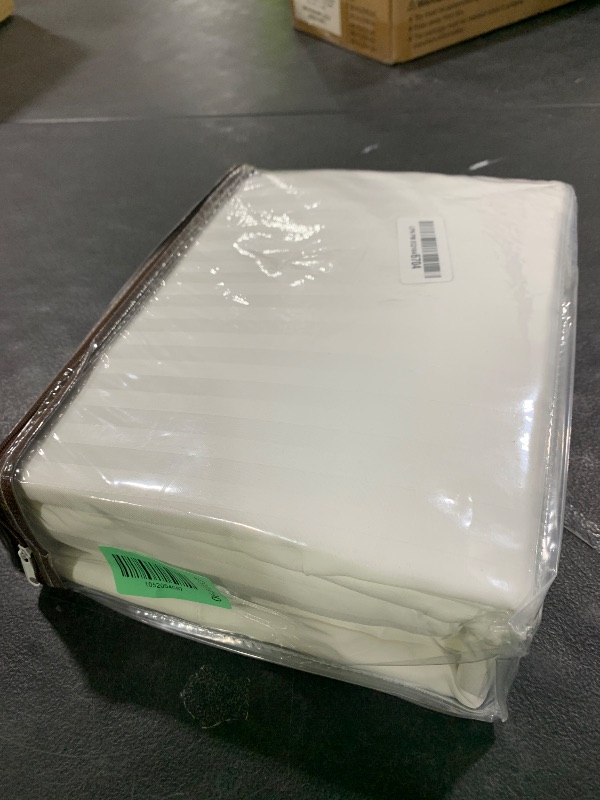 Photo 1 of Queen's Linen Cotton Bed Sheets - 100% Cotton - 500 Thread Count - 4-8 Inch Deep Pocket Fitted Sheet with Elastic All Around- Soft & Luxurious Hotel Quality Sheets (White Stripe - Queen)