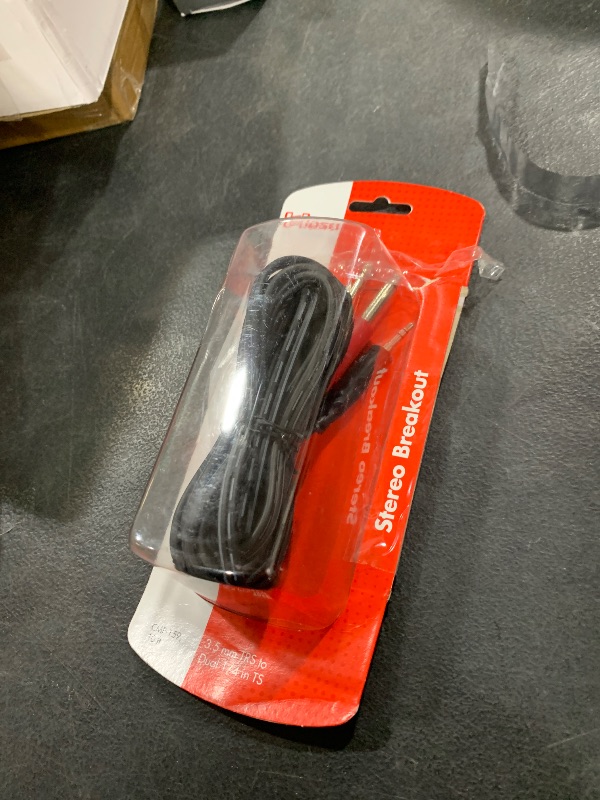 Photo 1 of Hosa CMP-159 Stereo Breakout Cable, 3.5 mm TRS to Dual 1/4 Inch TS, 10 Feet