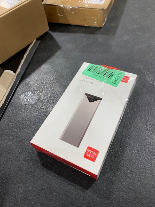 Photo 1 of SSK M.2 NVME SATA SSD Enclosure Adapter, USB 3.2 Gen 2 (10 Gbps) to NVME PCI-E SATA M-Key/(B+M) Key Solid State Drive External Enclosure Aluminum Support UASP Trim for SSDs 2242/2260/2280
