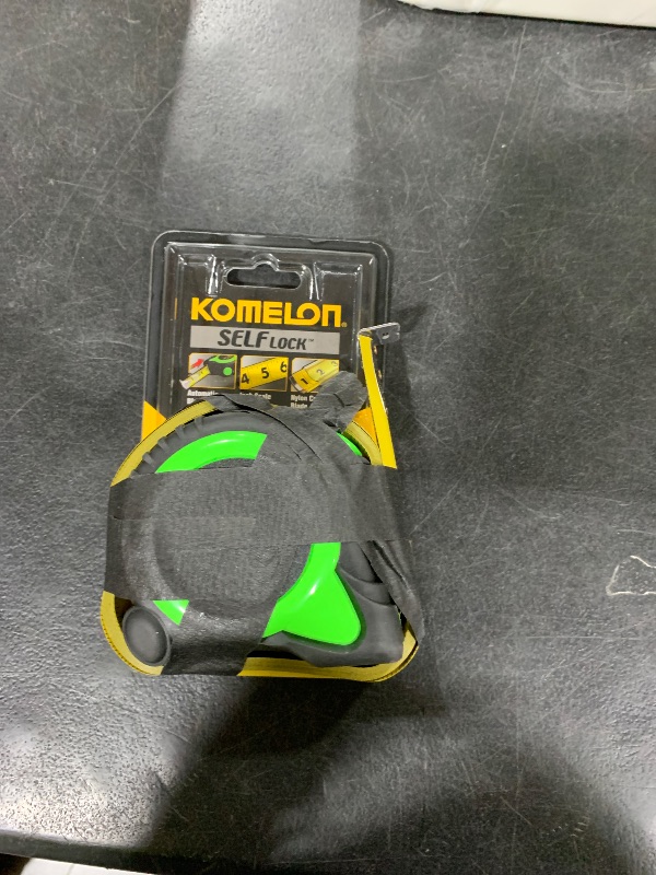 Photo 1 of Komelon SL2825 Self Lock 25-Foot Power Tape