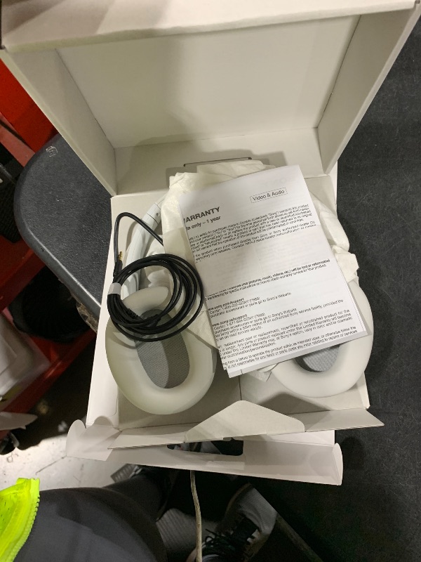 Photo 1 of Sony WH-CH720N Noise Canceling Wireless Headphones Bluetooth Over The Ear Headset with Microphone and Alexa Built-in, White New