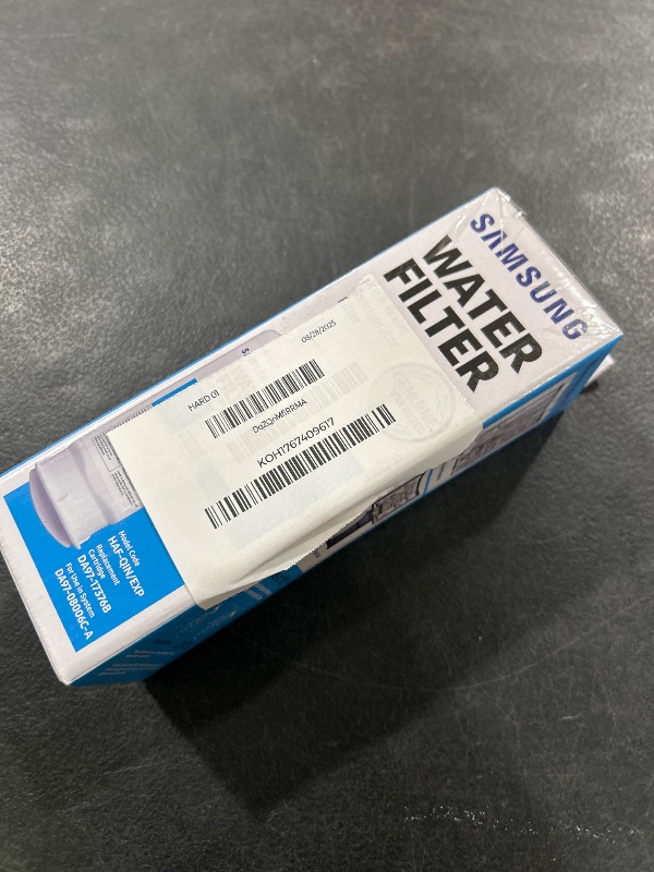 Photo 1 of SAMSUNG Genuine Filter for Refrigerator Water and Ice, Carbon Block Filtration, Reduces 99% of Harmful Contaminants for Clean, Clear Drinking Water, 6-Month Life, HAF-QIN/EXP, 1 Pack