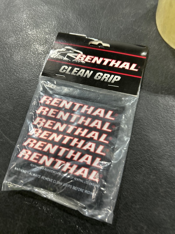 Photo 1 of Renthal G190 Clean Off-Road Motorcycle Hand Grips - Black/One Size