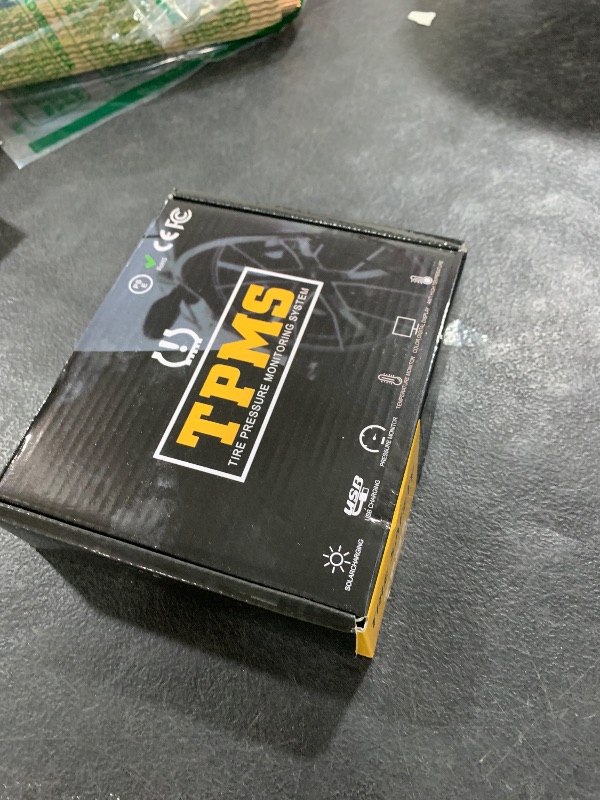 Photo 1 of 6-Wheel RV Tire Pressure Monitoring System (TPMS) - 6 Sensors & 6 Alarm Modes | 0-144 PSI ±1.5PSI, Solar/USB Charging | for Dually Trucks & Heavy-Duty Trailers