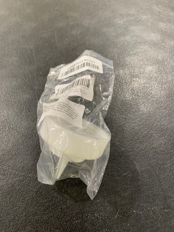 Photo 1 of Tablecraft Clear Polypropylene Squeeze Bottle Cone Tip for 16, 24, 32 Oz Size