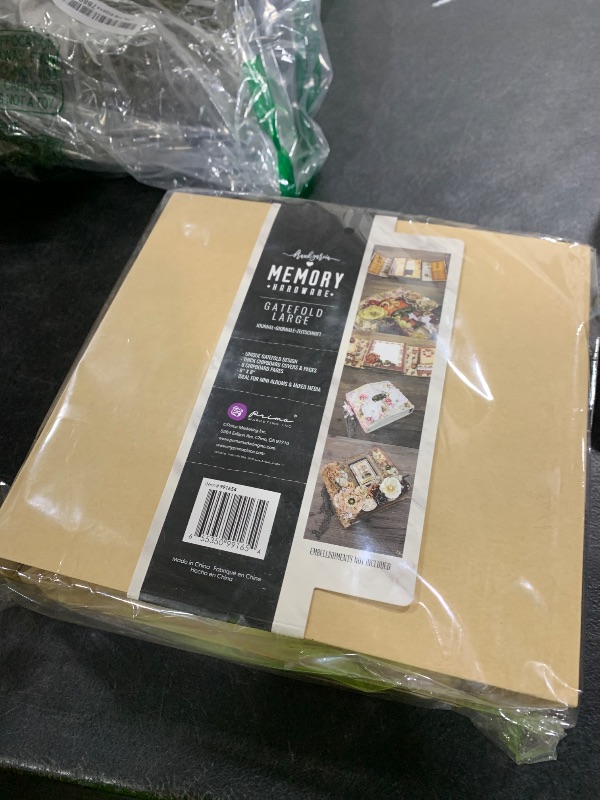 Photo 1 of Prima Marketing 991654 Memory Hardware Album: Gatefold Large, Journal