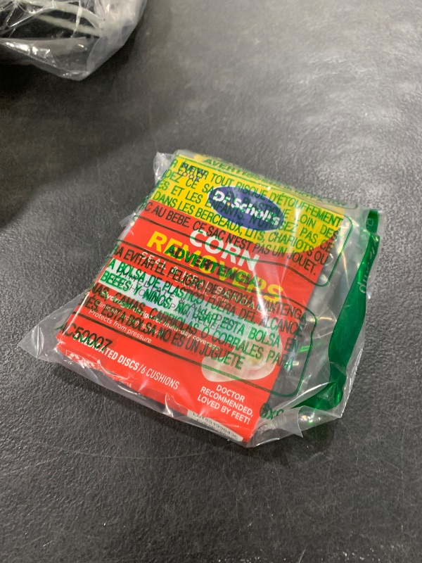Photo 1 of Dr. Scholl's Corn REMOVERS Seal & Heal Bandage with Hydrogel Technology, 6 ct // Removes Corns Fast and Provides Cushioning Protection Against Shoe Pressure and Friction for All-Day Pain Relief