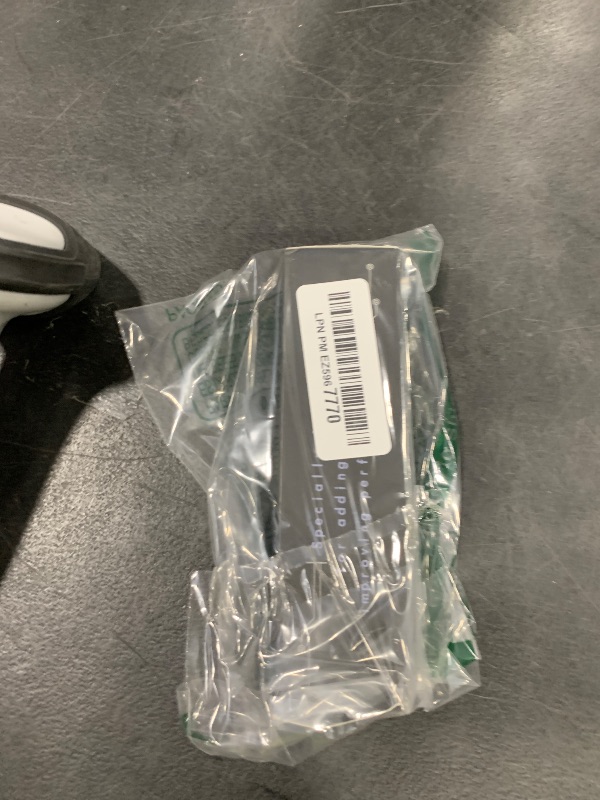 Photo 1 of GRIPEXX Sports Hand Grip Spray (4oz)- Boost Performance, Enhance Control and Maximize Grip - for Athletes: Tennis, Football, Pole Dancing, Basketball, Baseball, Golf, etc- Natural Rosin-Based Formula