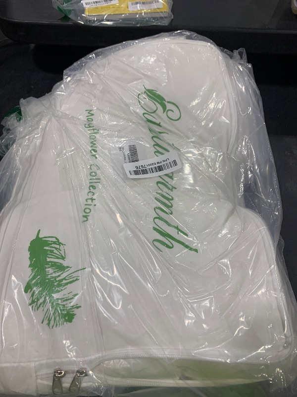 Photo 1 of Lightweight White Goose Down Comforter Cooling Blanket Duvet Insert for Summer/Warm Weather, 750 Fill Power Ultra Soft Fabric White Full/Queen Size