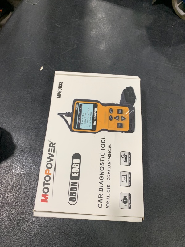 Photo 1 of MOTOPOWER MP69033 Car OBD2 Scanner Code Reader Engine Fault Scanner CAN Diagnostic Scan Tool for All OBD II Protocol Cars Since 1996, Yellow