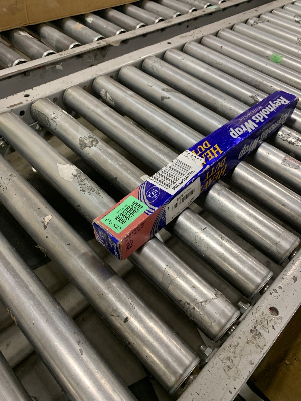 Photo 1 of Reynolds Wrap Everyday Strength Aluminum Foil, 75 Square Feet