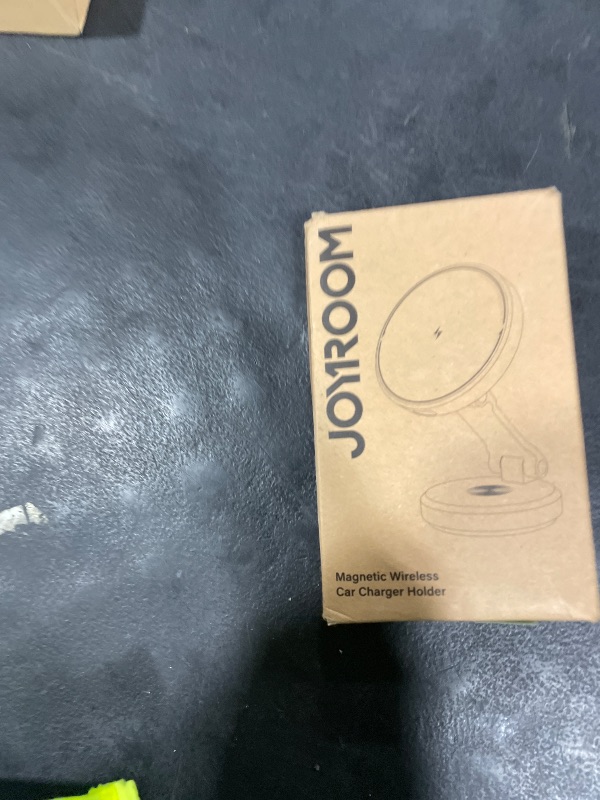 Photo 1 of JOYROOM for MagSafe Car Mount Charger with Rotatable Charging Panel, 15W Fast Charging Metal Magnetic Phone Holder, Dashboard Wireless Charger for iPhone Car Mount for iPhone 17/16/15/14/13/12