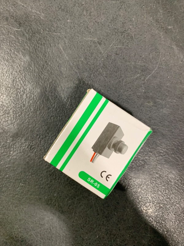 Photo 1 of Photoelectric Control Switch, Suitable for Outdoor Places Such as Courtyard Lights, Street Lights, Gardens, etc. It Automatically Turns Off During The Day and Starts Automatically at Night (1)