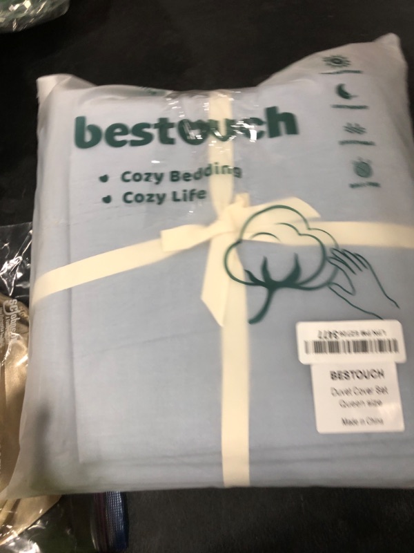 Photo 1 of BESTOUCH Duvet Cover Set 100% Washed Cotton Linen Feel Super Soft Comfortable Chic Lightweight 3 PCs Home Bedding Set Cornflower Blue Queen