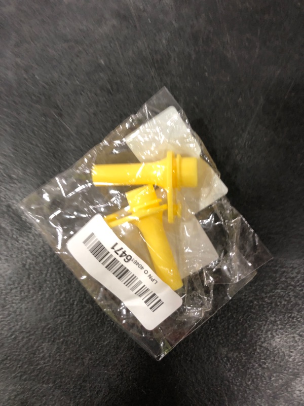 Photo 1 of 4pcs Bite Valve for Zak Designs Kelso, Silicone Replacement Bite Valve Compatible with Zak Designs Kelso 15 Oz/16oz Reusable Cup Lid Replacement Straws Accessory (Yellow)