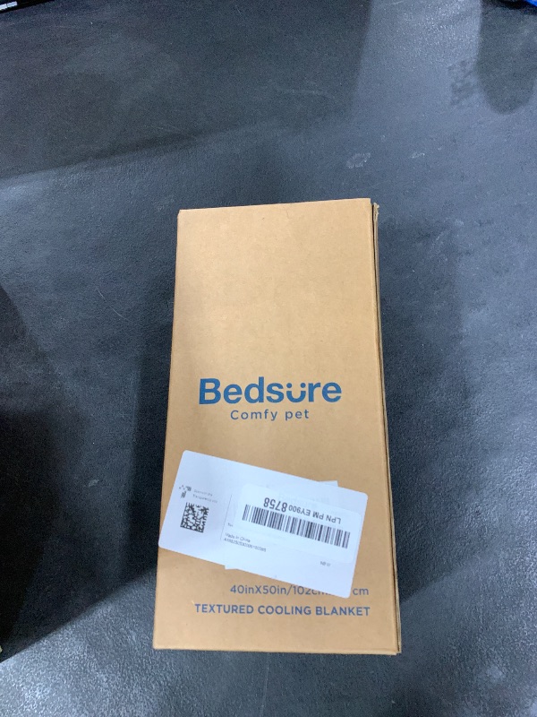 Photo 1 of Bedsure Premium Cooling Blanket for Large Dog - Q-MAX>0.5, Breathable Summer Washable Cold Pet Mat, Soft Durable Self Cooling Dog Mat for Hot Weather, Pearl Grey, 40x50