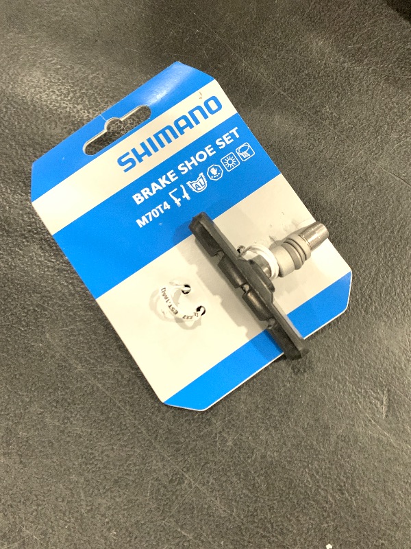 Photo 1 of Shimano M70T4 Brake Shoe Set Black