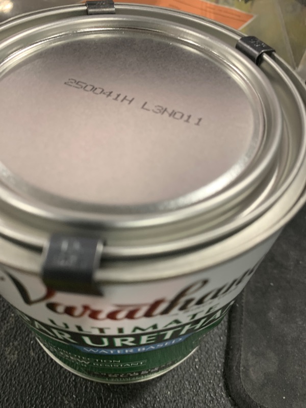 Photo 1 of Varathane 250041H Water-Based Ultimate Spar Urethane, Quart, Gloss